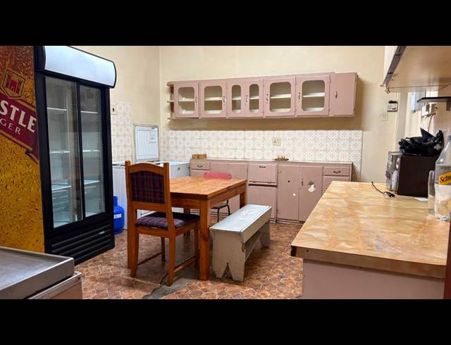 2 BEDROOM HOUSE FOR SALE IN LANSDOWNE